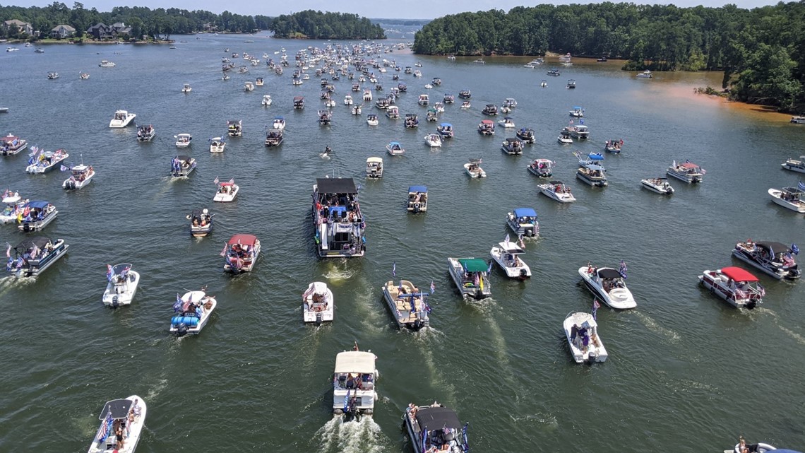 Thousands show up to Trump Boat Parade on Lake Murray