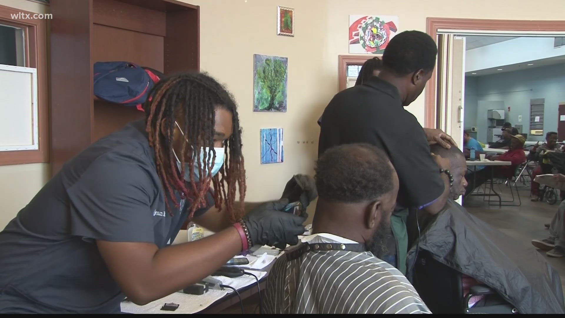 Dozens of Columbia's homeless got free haircuts over the weekend from young barbers.