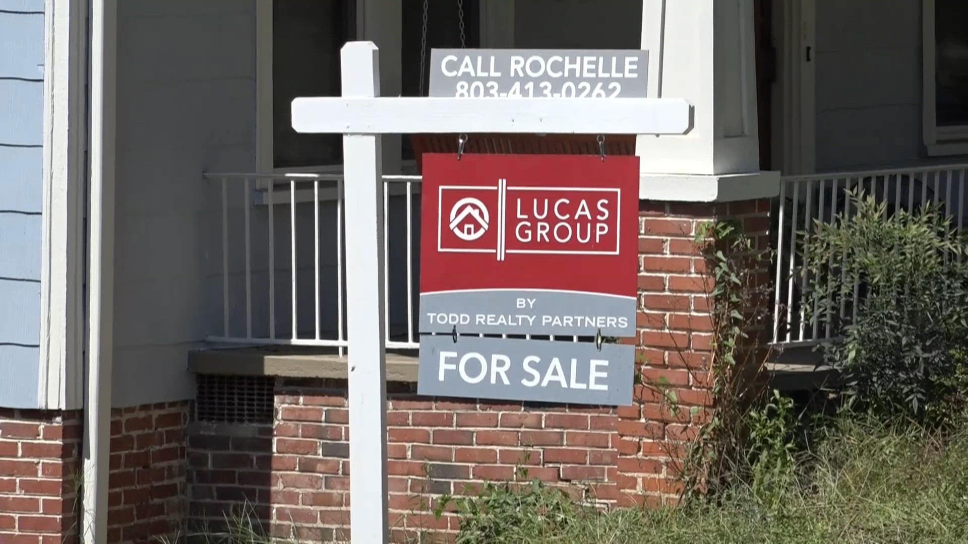 Midlands homebuyers weigh options as mortgage rates hover in mid-six ...