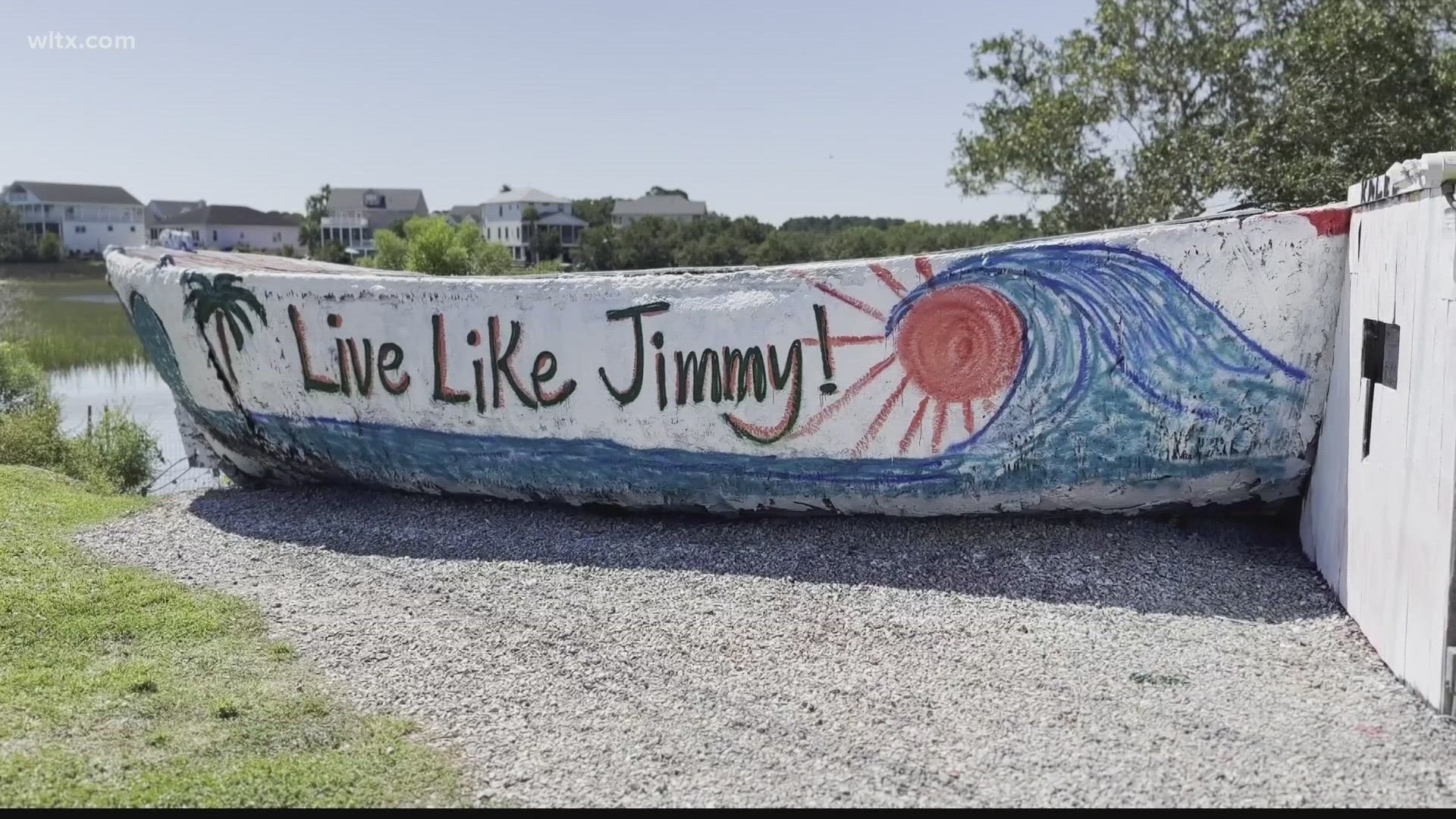 Fans around the country are continuing to pay tribute to Jimmy Buffet following his death, including in Charleston, SC.