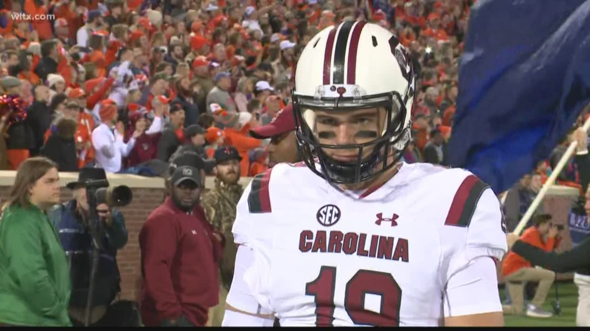 Jake Bentley announces he will transfer to another school for his final season.