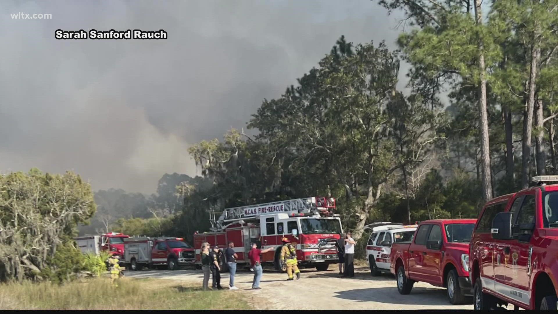 Former South Carolina governor Mark Sanford's sister described what she saw when the jet crashed.