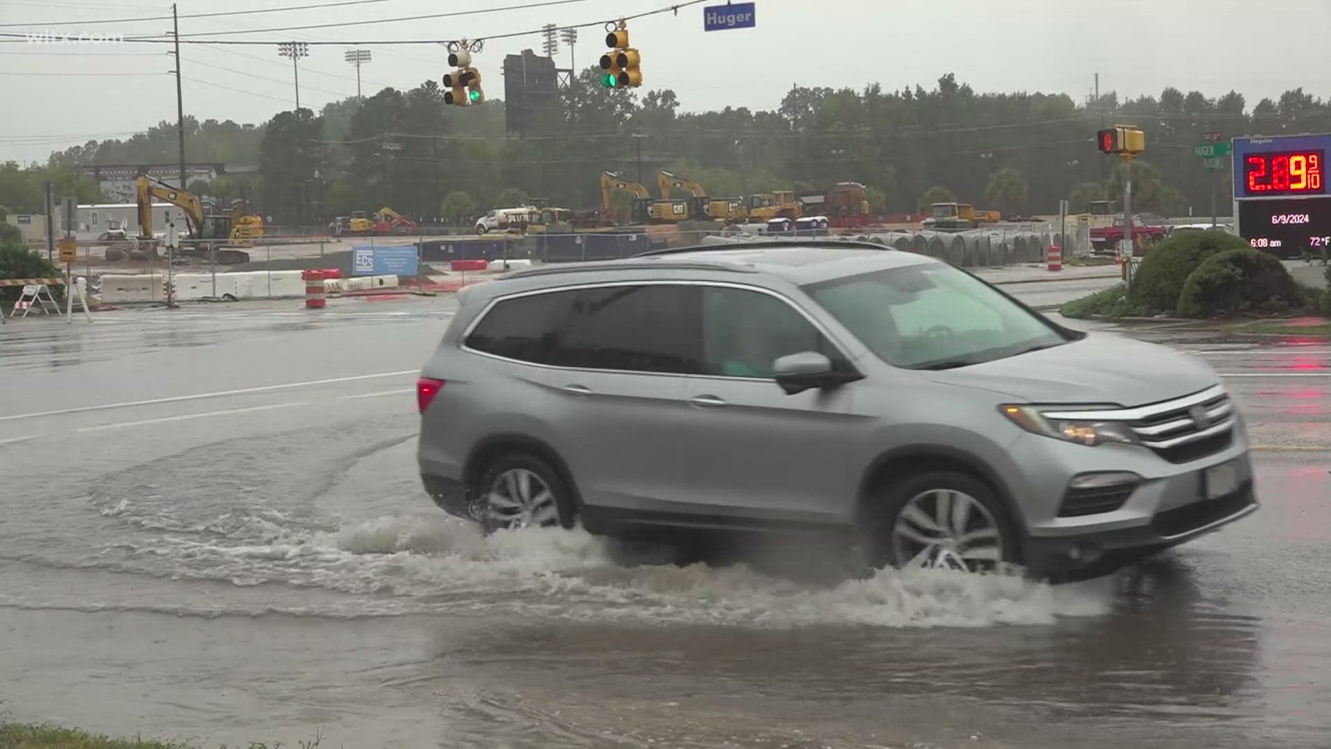 As Hurricane Helene creates some wet weather in the Midlands, SCDOT works to keep roads drivable.