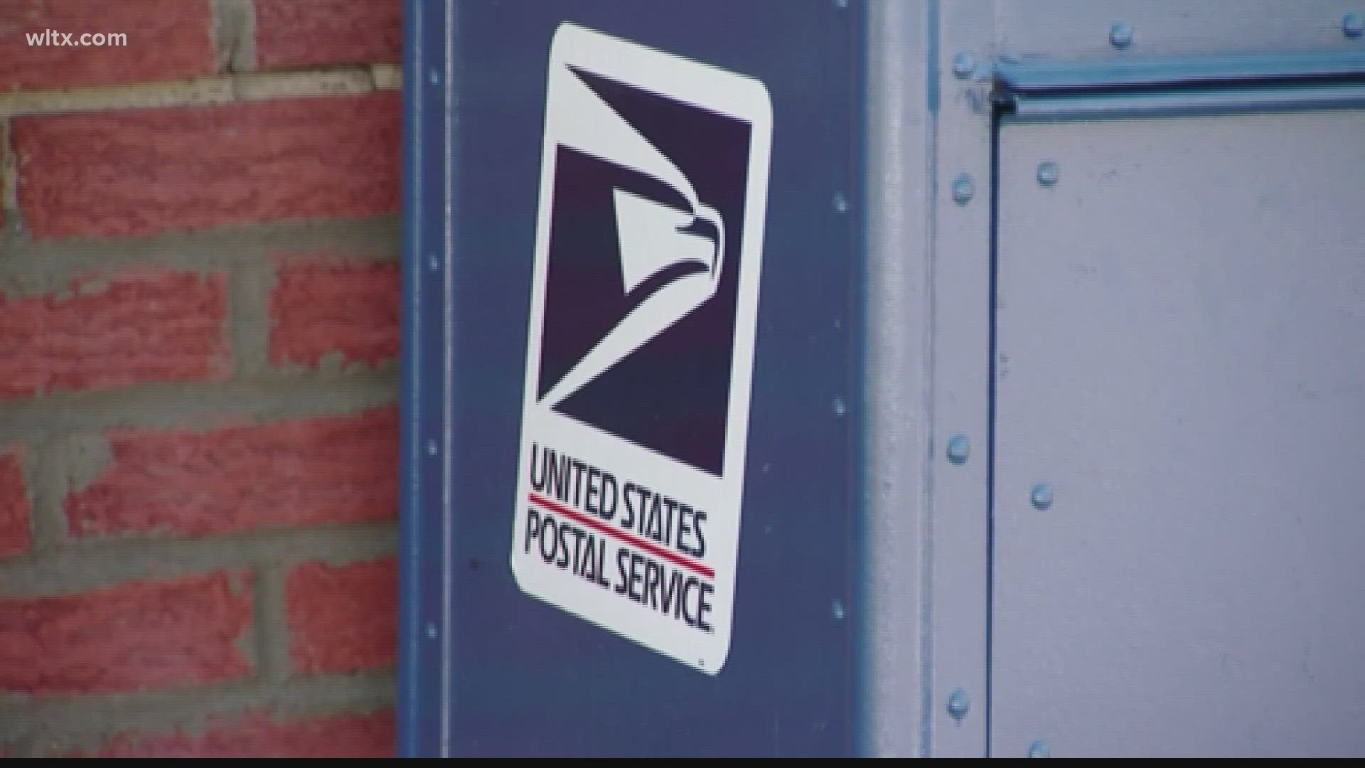 A surge in crimes targeting the U.S. Postal Service has some experts warning Americans against sending their checks through the mail.