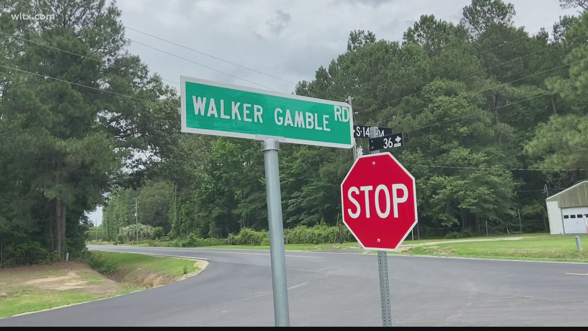 Road signs on Gamble road in Clarendon county has had it's road signs stolen and residents are worried.