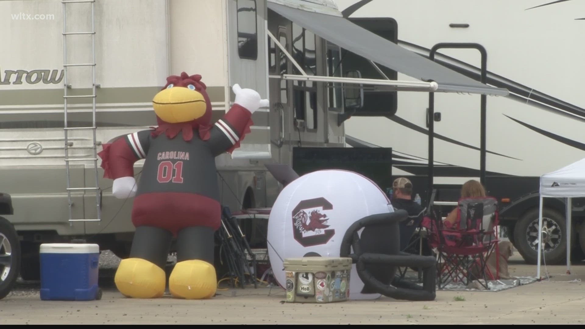 After a solid end to the 2022 season, fans poured into Williams-Bruce to cheer on the Gamecocks. Local vendors say they've seen record-high fan turnout.