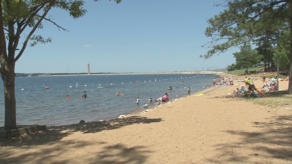 Lake Murray Beach to stay closed