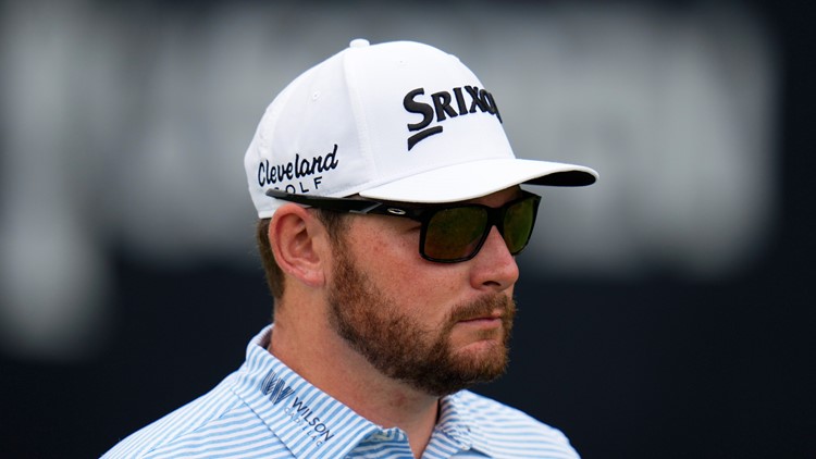 Former Gamecock lurking near the top of the leaderboard at the U.S. Open