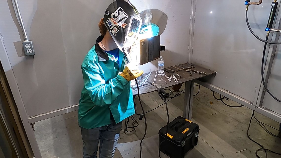 Midlands Tech Hosts Welding Competition - Vimarsana News