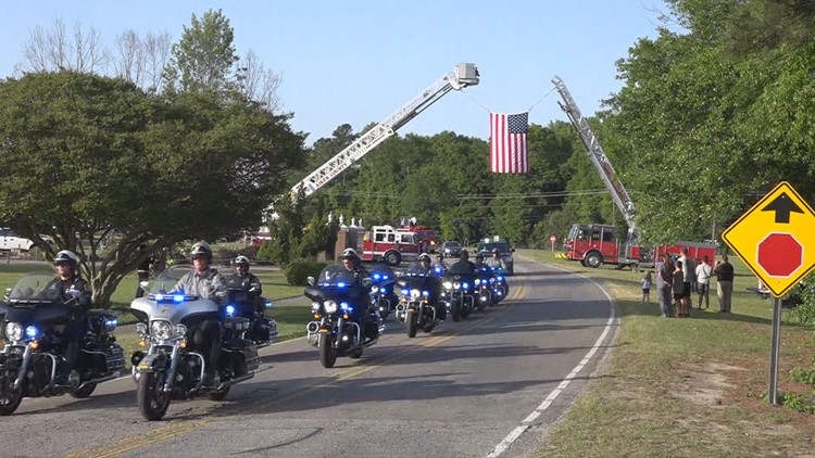 Cayce Officer Drew Barr laid to rest