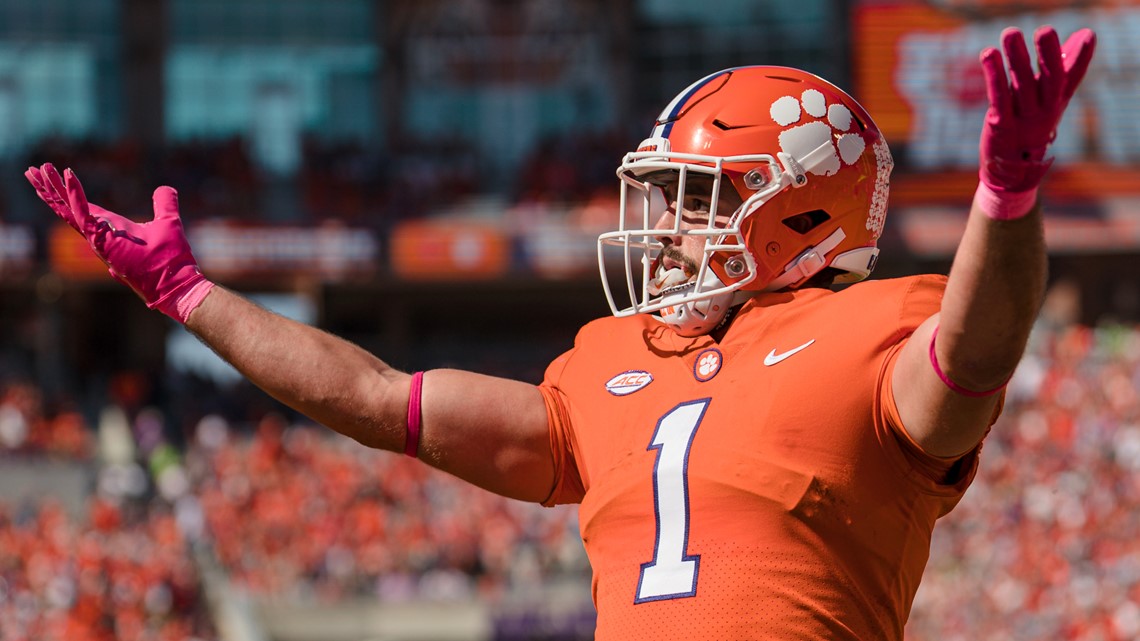 2023 Preseason All-ACC Team: QB Drake Maye leads the first team offense, College Football