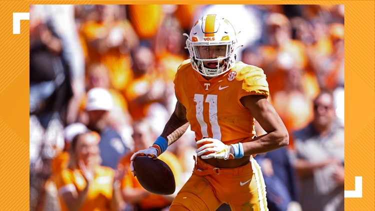 Tennessee's Jalin Hyatt receives the 2022 Biletnikoff Award