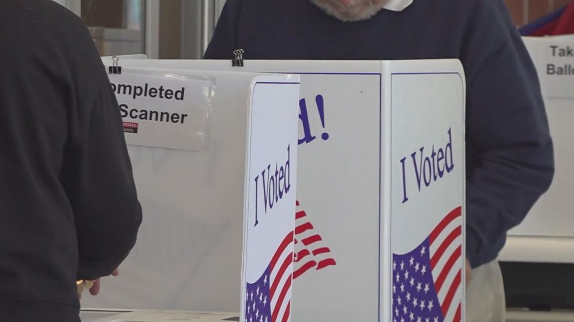 Lawmakers debate proposals to close South Carolina’s open primaries