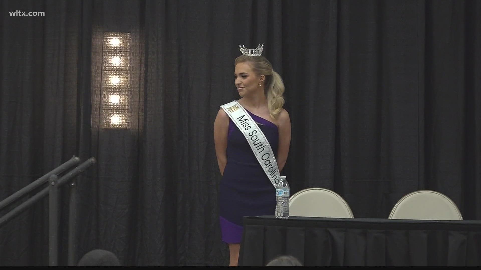 The pageant also announced Miss Clemson Teen, Piper Holt, as the winner of Miss South Carolina Teen.