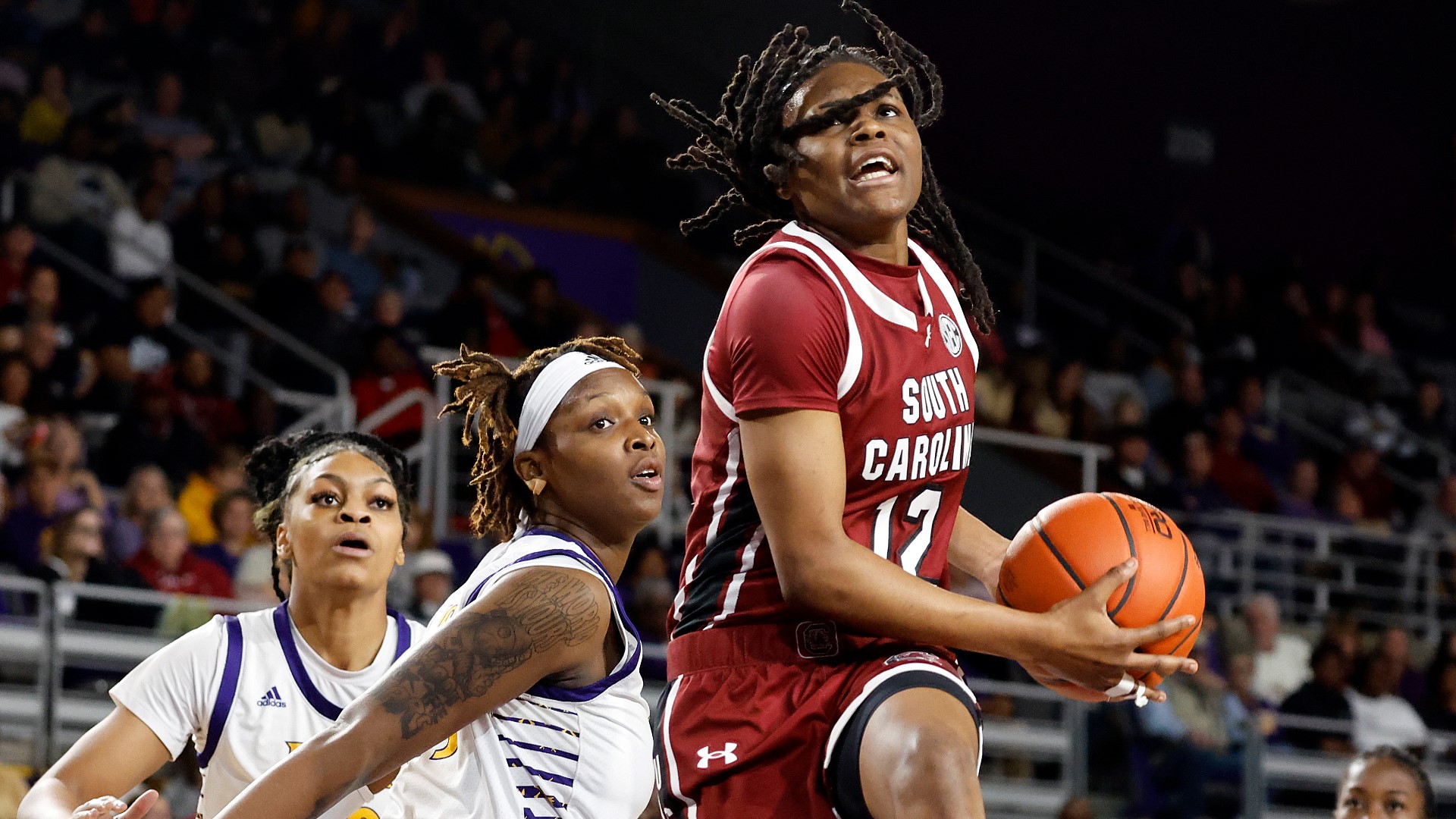 No. 1 South Carolina Women Roll In Final Pre-SEC Game, Beat East ...