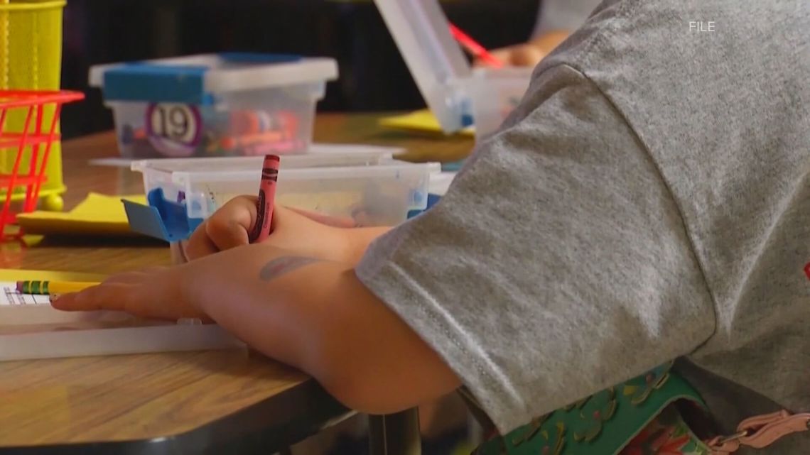 Bill to ease out-of-state teacher licensing advances in South Carolina