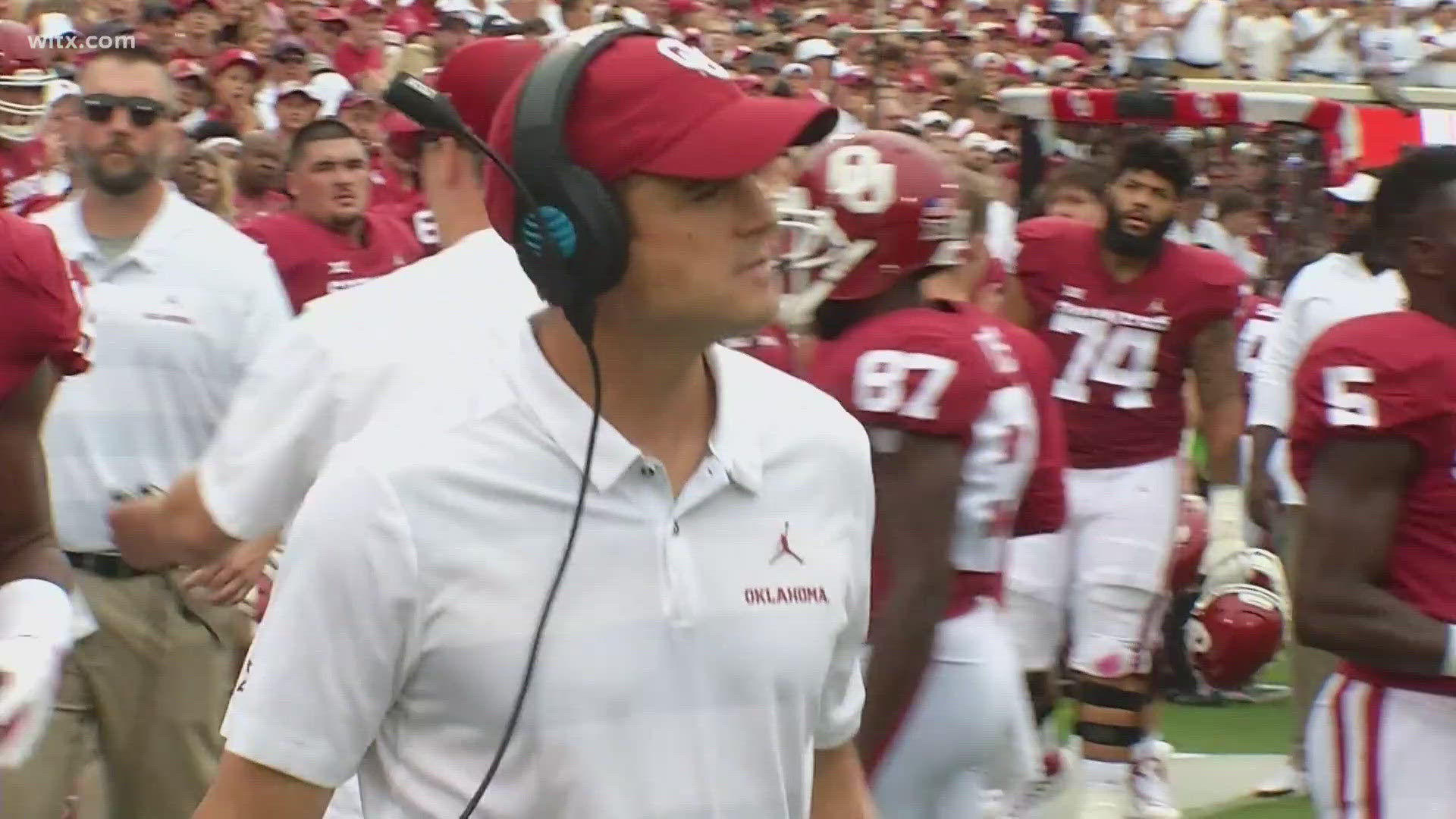 South Carolina head coach Shane Beamer will lead the Gamecocks to a stadium that he is very familiar with after serving as an Oklahoma assistant for three seasons.