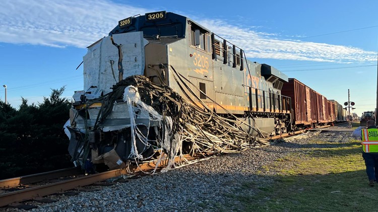 Freight train derails in Lake City, South Carolina and blocks multiple crossings
