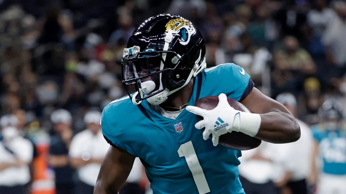 Jaguars running back Travis Etienne's foot injury not serious