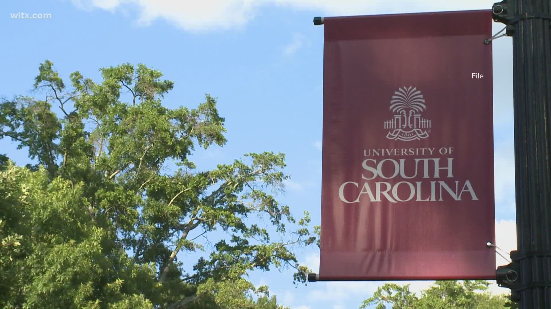 For a seventh year, USC freezes in-state tuition and adds AI tools and certification programs for students.