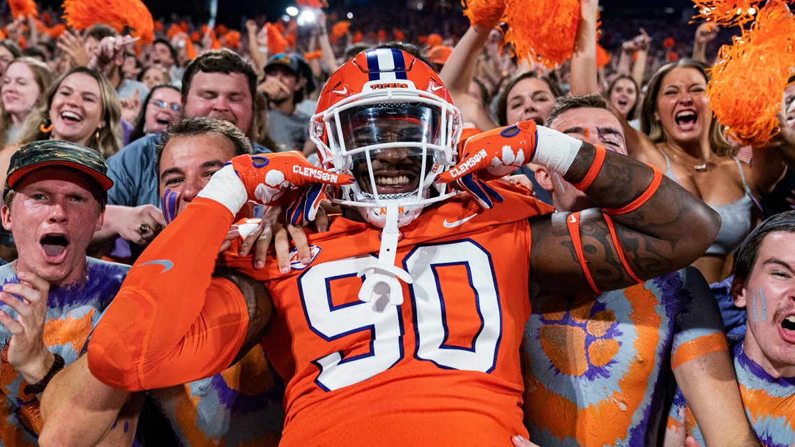 College GameDay crew makes their picks for Clemson-Carolina game