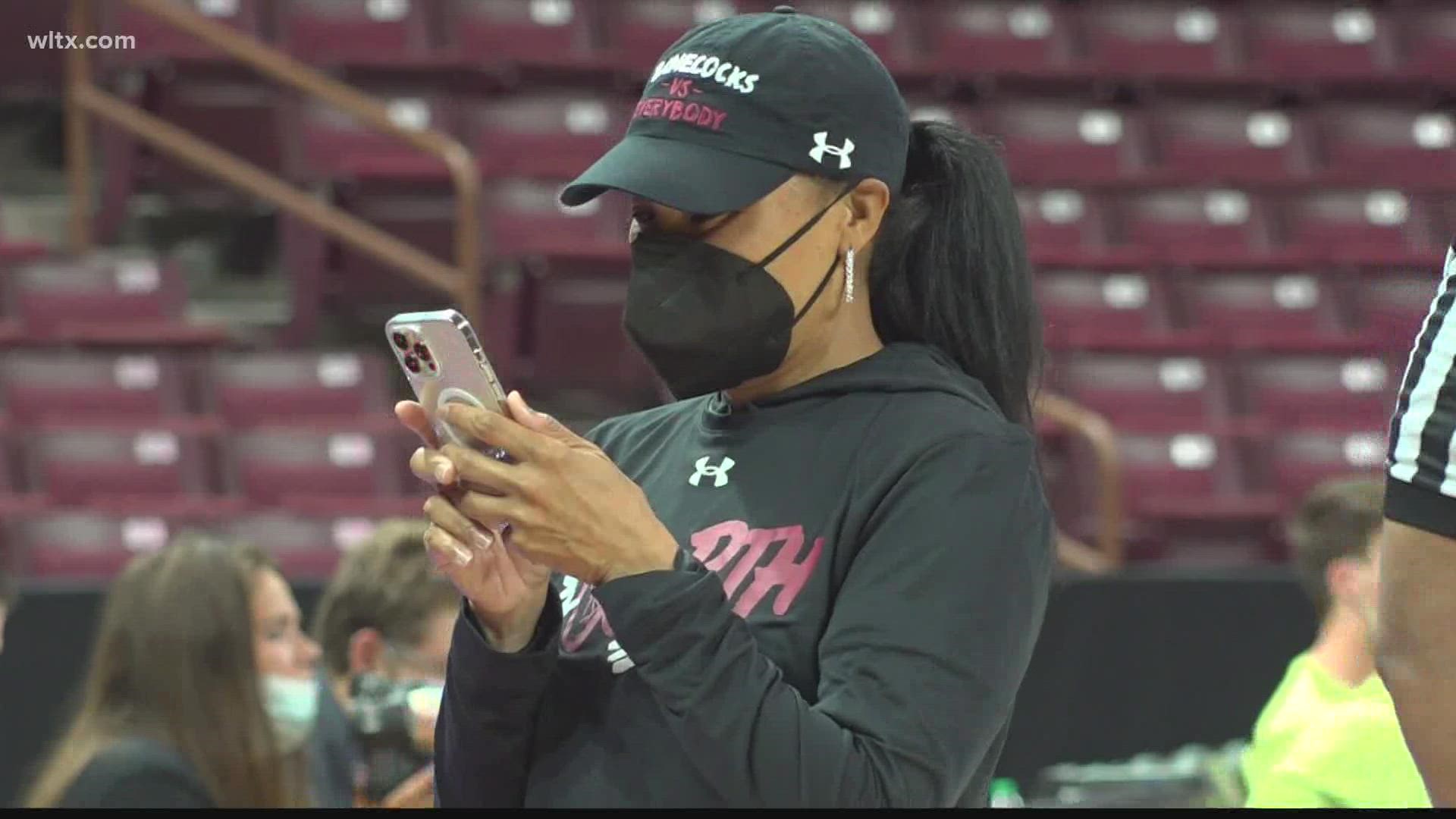 Dawn Staley signs $22.4 million extension at South Carolina - The Next