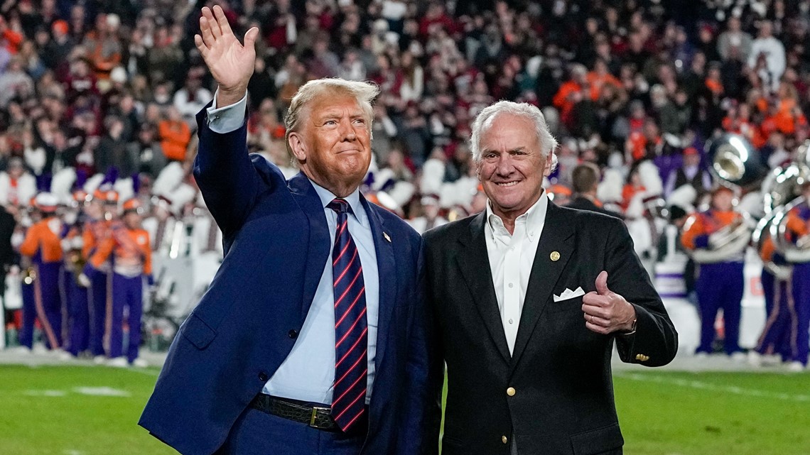 Donald Trump At South Carolina Clemson Game Live Updates | Wltx.com