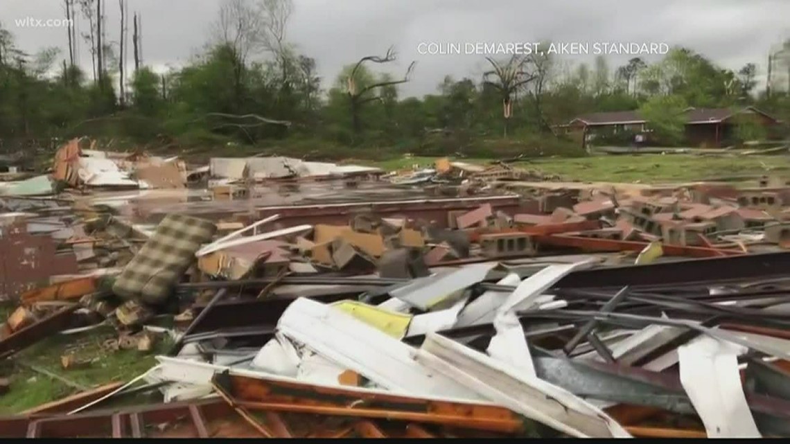 Apparent tornadoes cause extensive damage in South Carolina