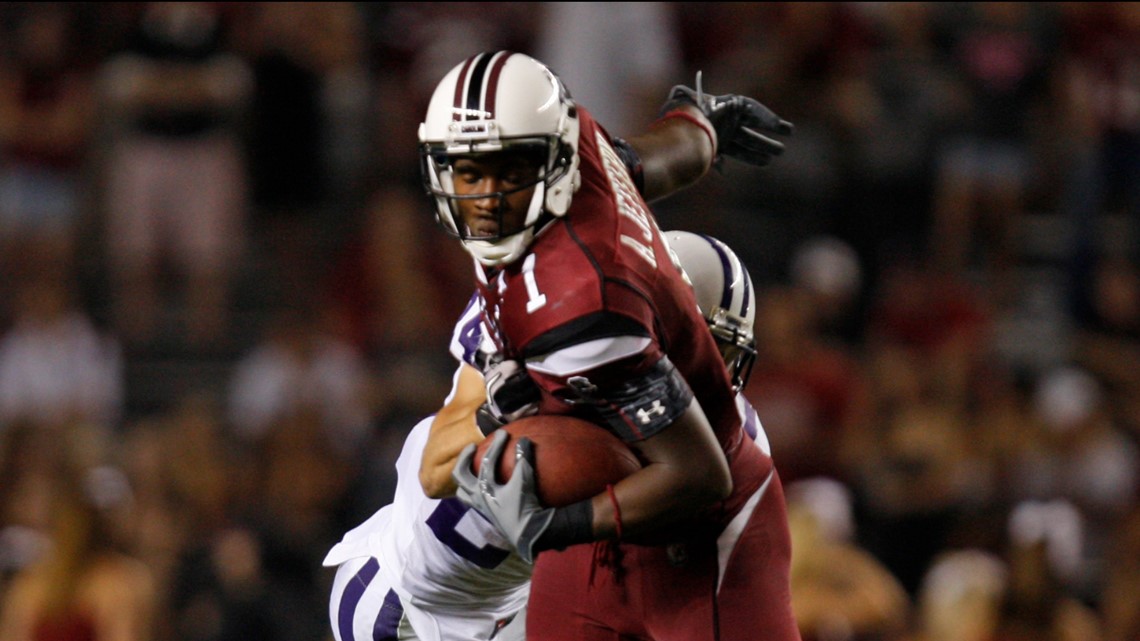 South Carolina circle final with Shane Beamer, Alshon Jeffery jersey  ceremony