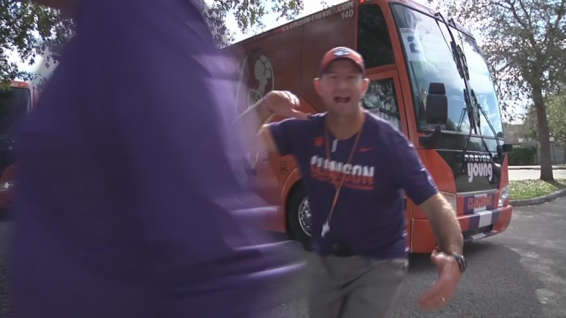 Clemson's bowl practice schedule hit another chapter Friday with the first workout in Orlando. The Tigers face Iowa State next week in the Cheez-It Bowl.