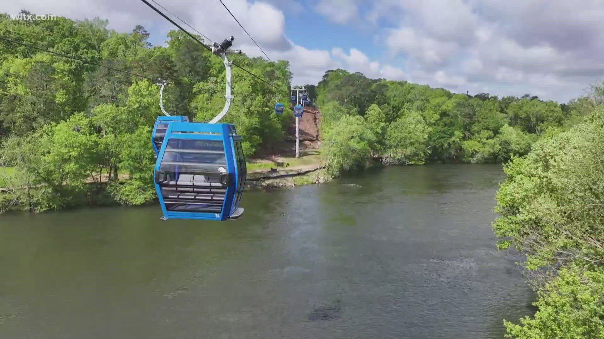 The skyride takes visitors on a 2.5 minute ride across the Saluda River.  The 19 cabins hold up to 8 passengers including wheelchairs and strollers. 