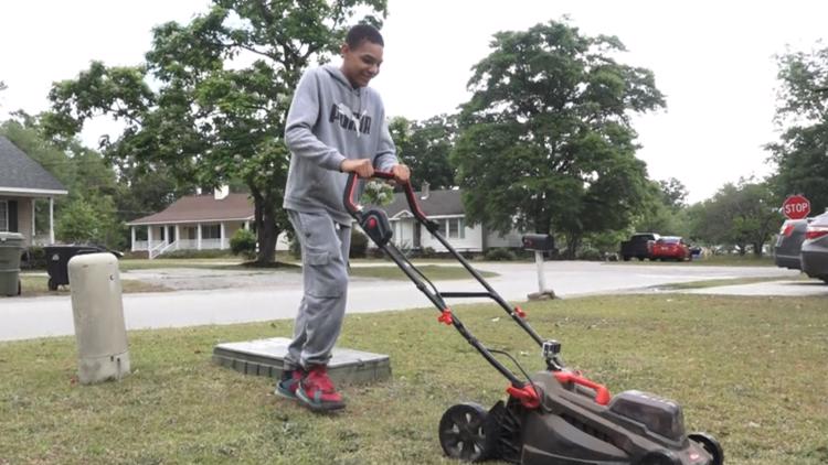 Cayce teen starts lawn care business to raise money for his adoption