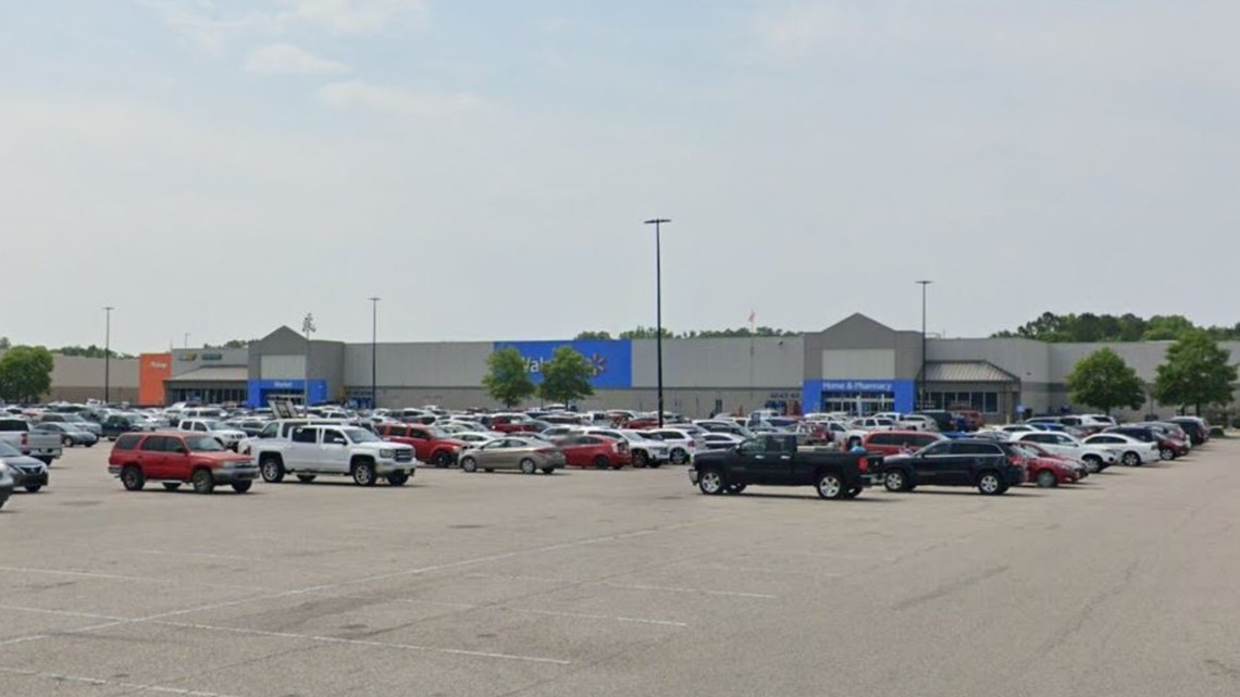 Black Friday shooting at Lumberton, NC Walmart wounds one person