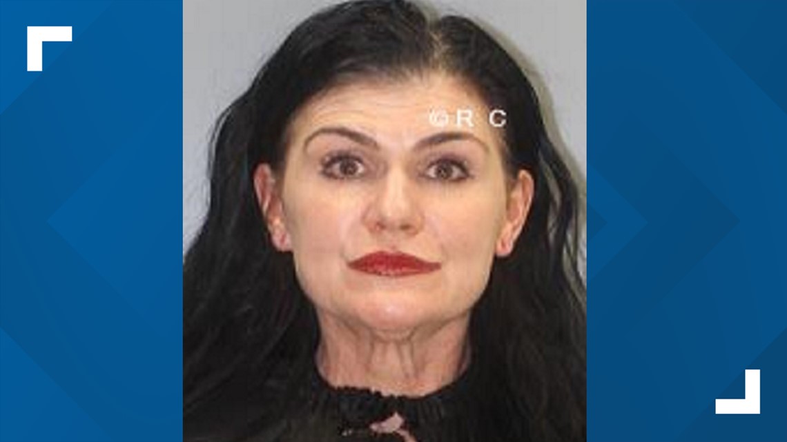 SC woman accused of sending 200 harassing messages | wltx.com