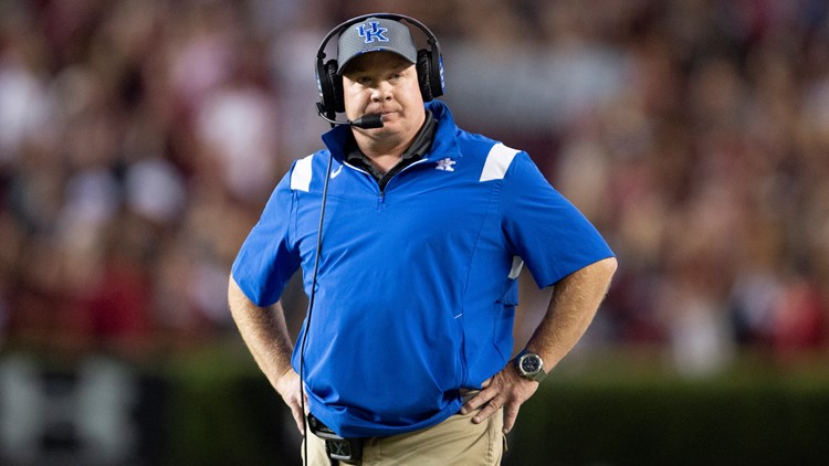 Throwing shade? Mark Stoops appears to do just that in the direction of Shane Beamer