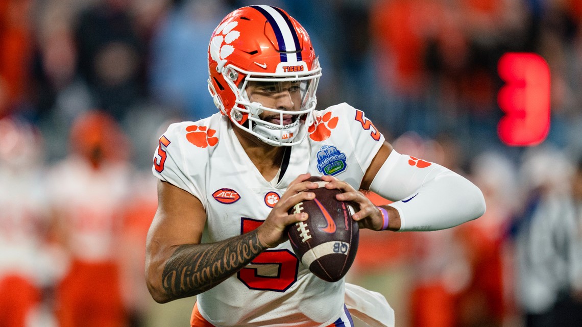 Dodgers stun everyone by selecting former Clemson QB DJ Uiagalelei