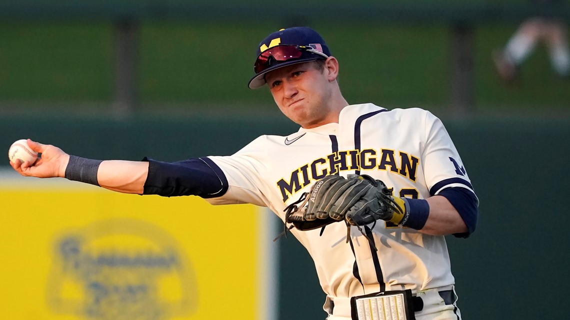 Clemson baseball lands Michigan grad transfer