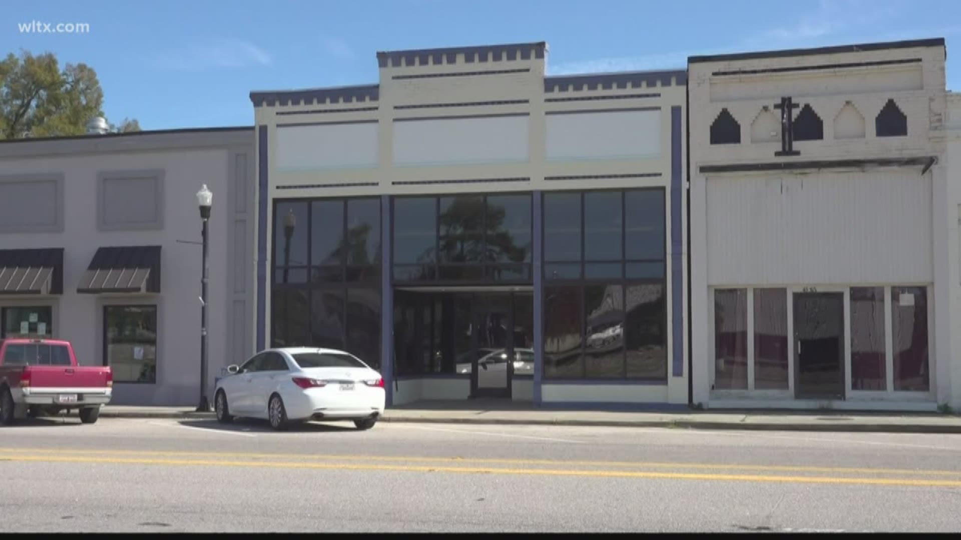 The county of Orangeburg is constructing a new 3000 square feet library at 4585 Savannah Hwy.