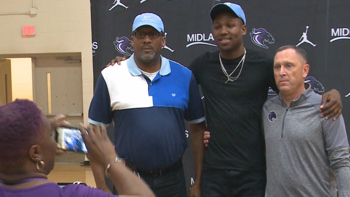 GG Jackson will play for North Carolina | wltx.com