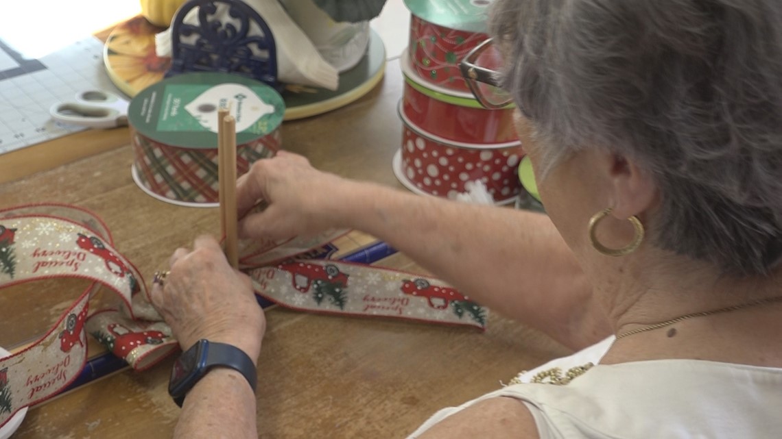 Crafty Swansea woman Dean King helping others one bow at a time - Vimarsana News