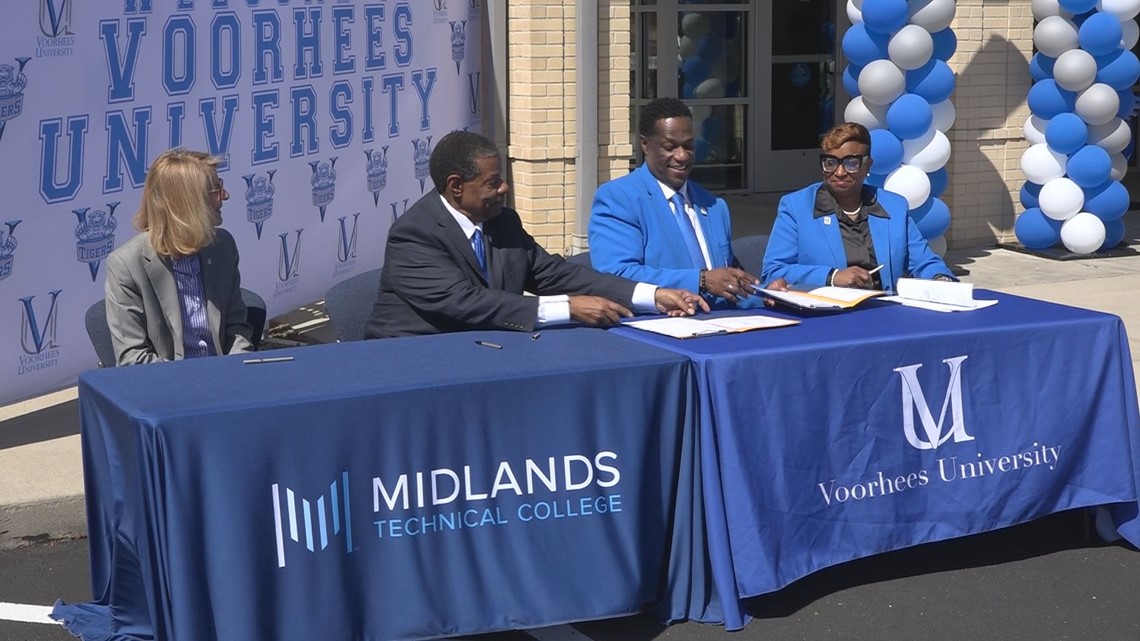 Midlands Tech students can continue with degrees at Voorhees