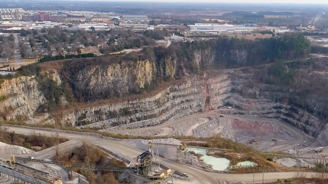 Man dies in workplace accident at Vulcan rock quarry in Columbia | wltx.com