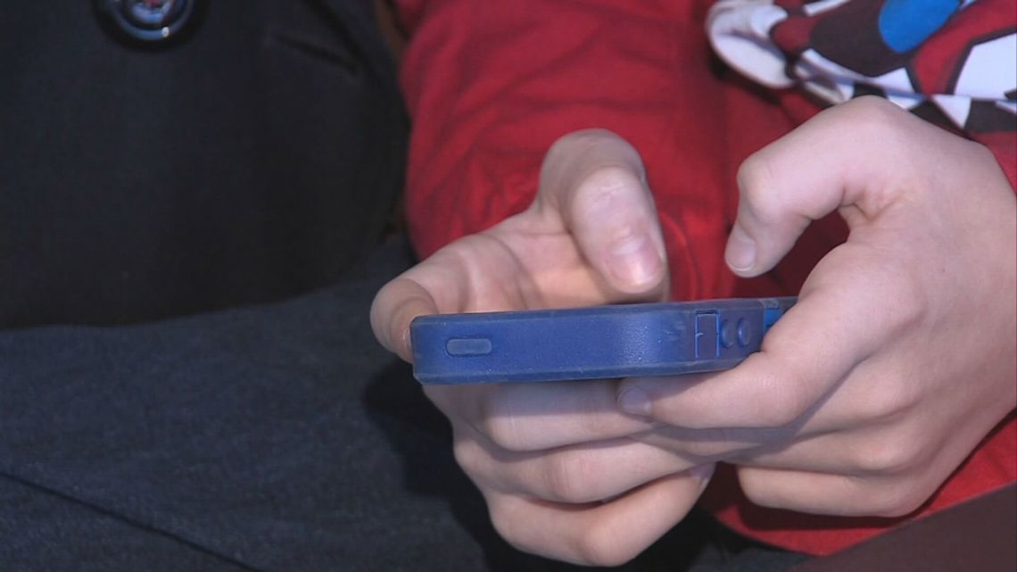 South Carolina bill would force mental health warnings into social media feeds