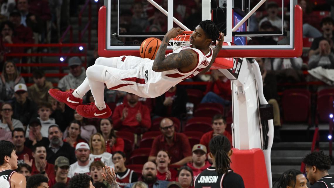 A rough trip to Arkansas for the Gamecocks who fall to the Razorbacks 108-74