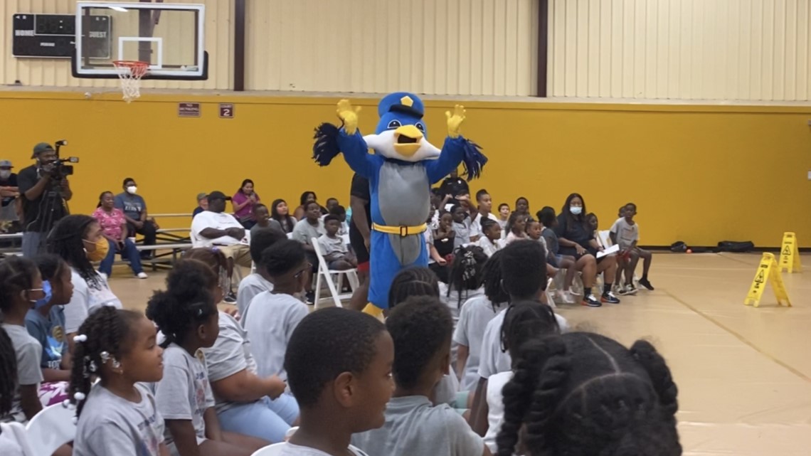 Kids in Columbia learn about gun safety through animated book - Vimarsana News