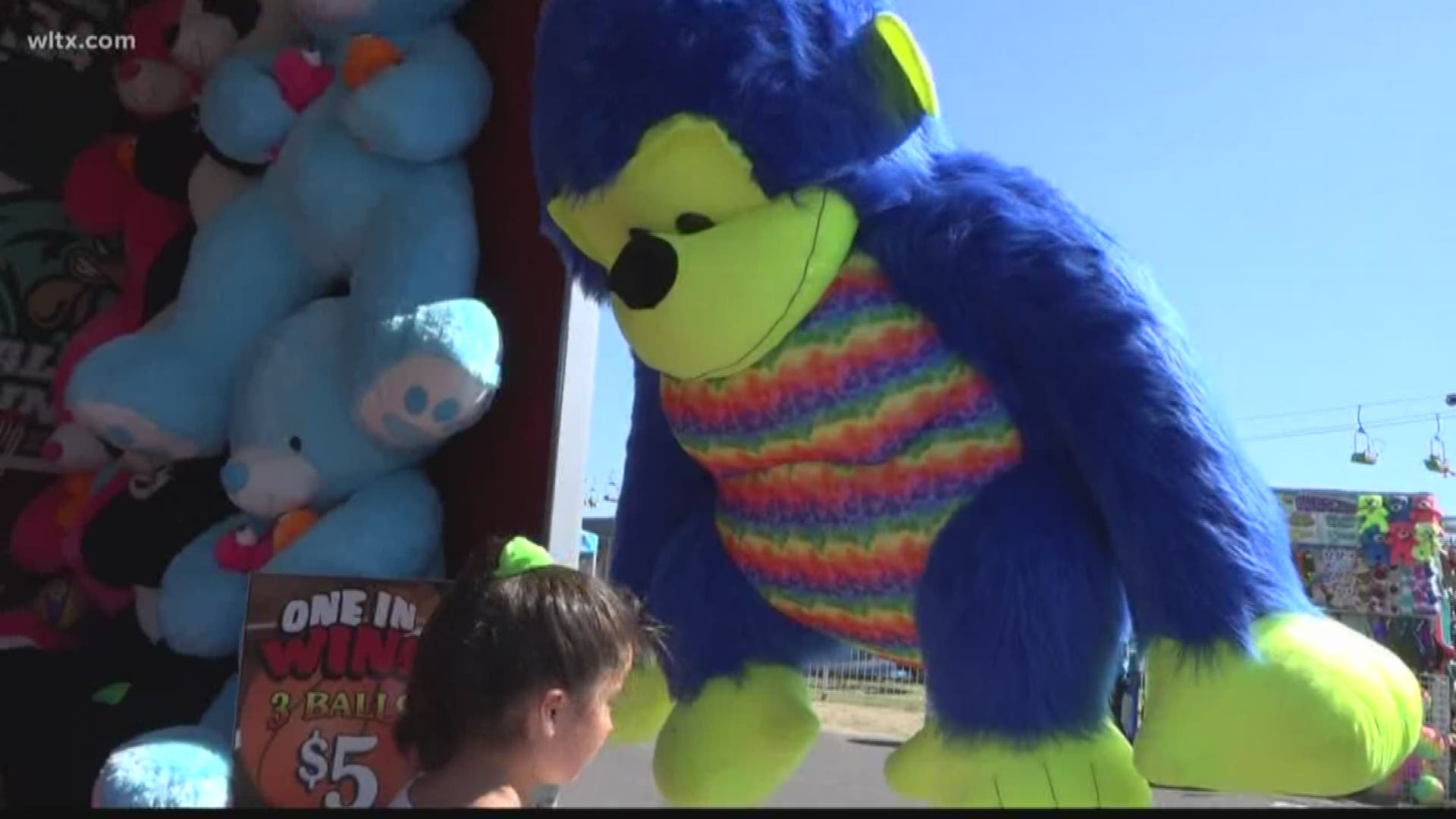 People like Giselle were working to win prizes in basketball at the South Carolina State Fair.