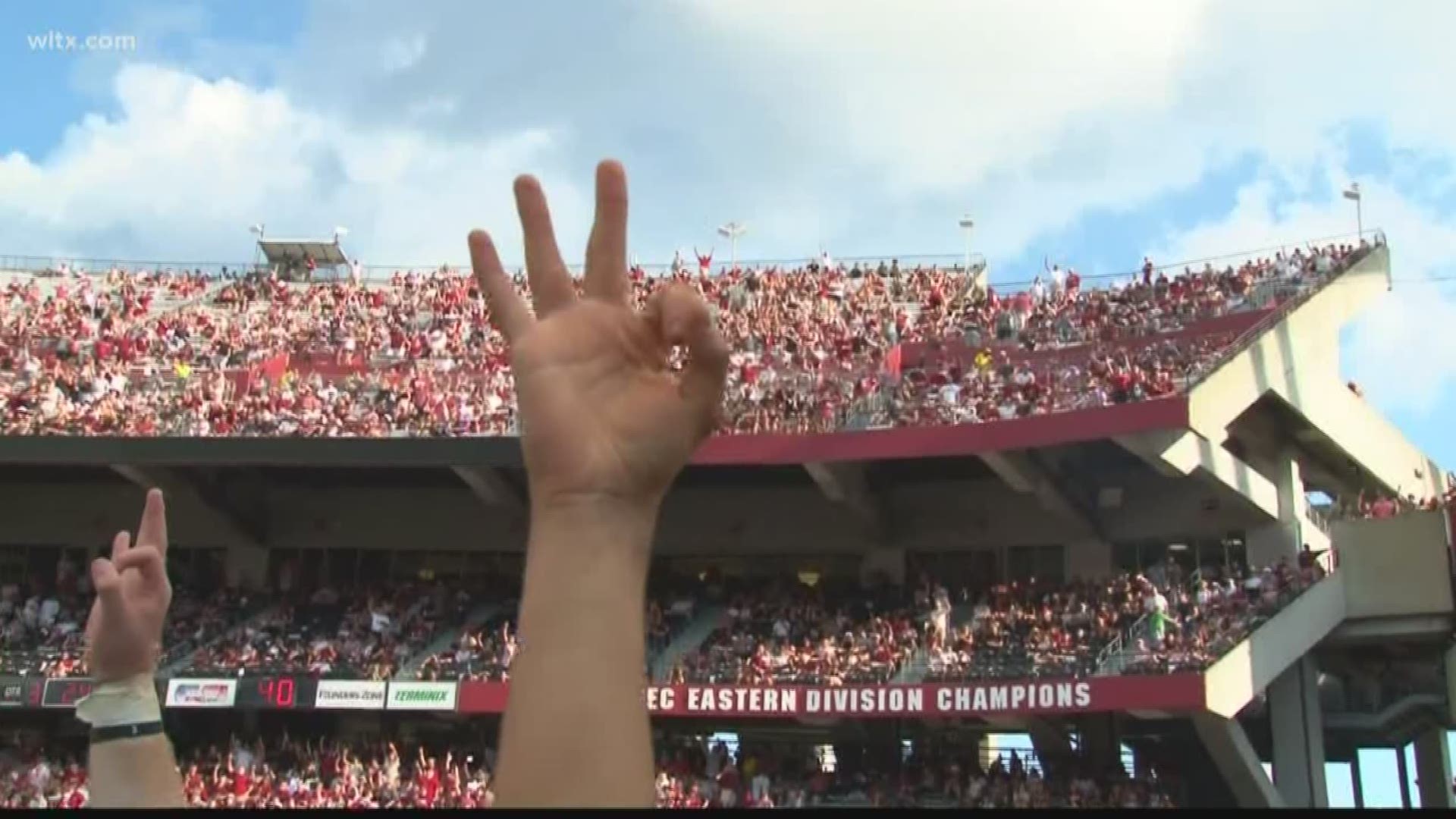 Thousands of fans at the South Carolina-Alabama game raised three fingers for Hilinski's Hope.
