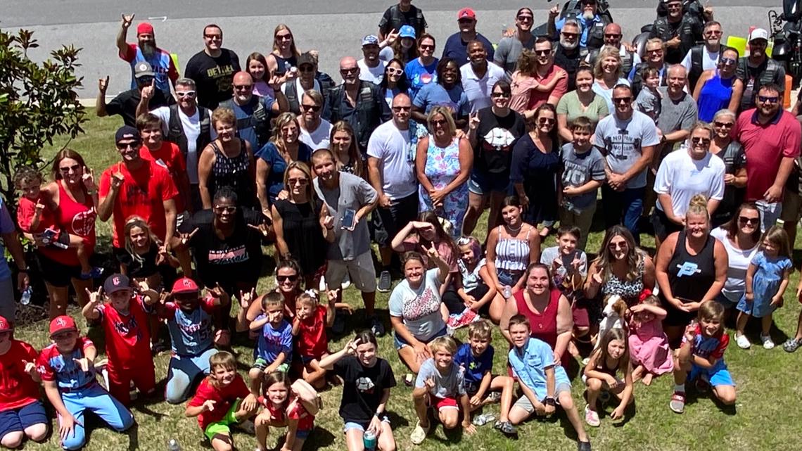 Apostles Motorcycle Society, Lexington locals pray for Andy Potts - Vimarsana News