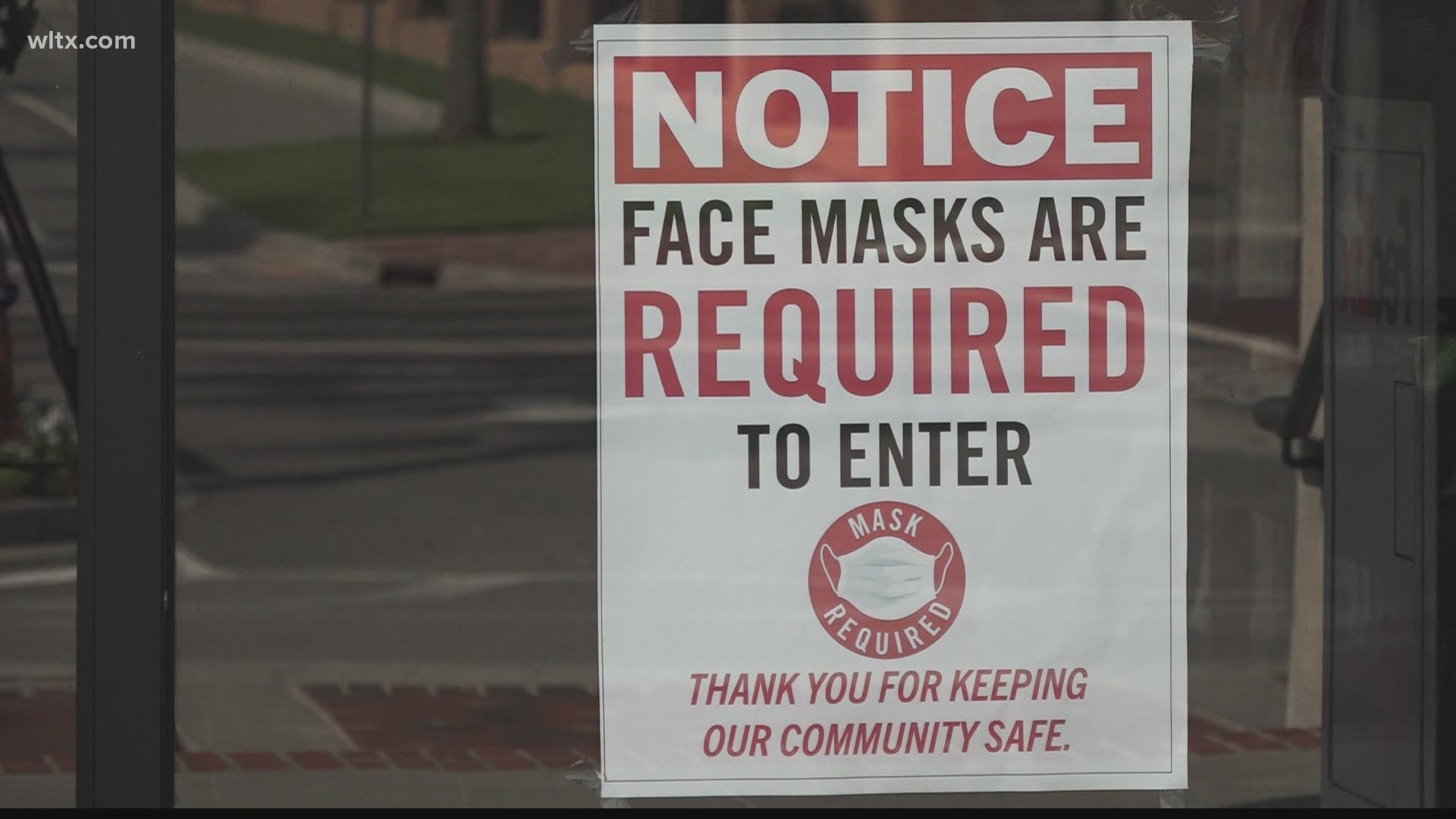 The new CDC guidelines suggest that people who are vaccinated should wear a mask in public places or when many people are present.