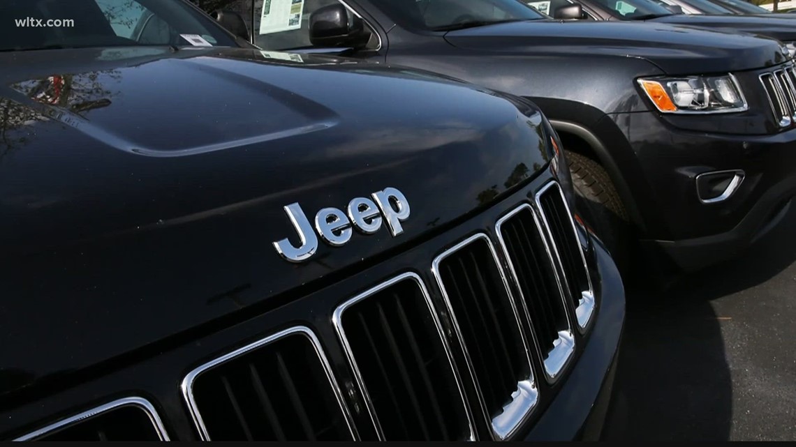 Stellantis Recalls Nearly 220,000 Jeep Cherokee SUVs, Warn Owners To ...